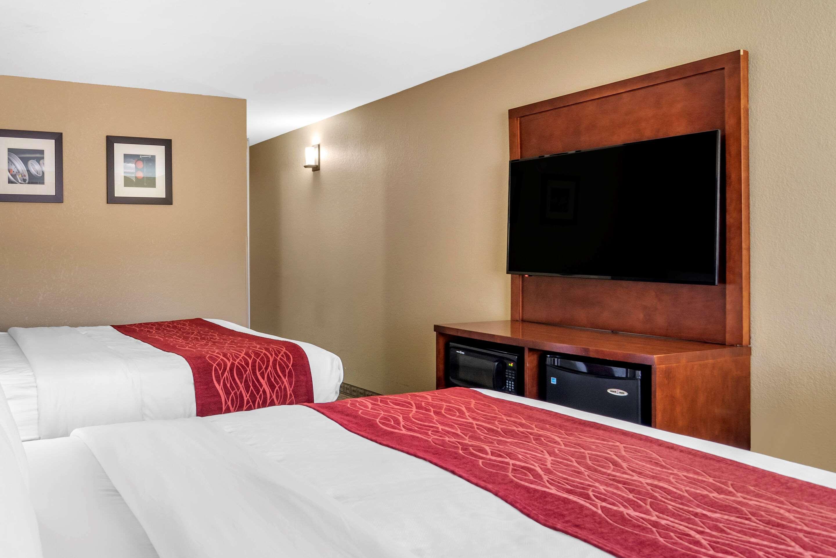 Comfort Inn & Suites Leeds I-20 Exterior photo
